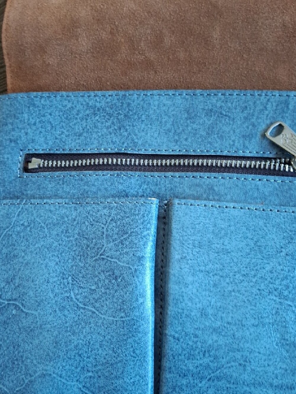 Patricia Nash Blue Tooled Leather Crossbody Bag - Picture 3 of 9